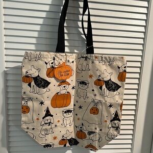 🎃🎃NWT BOHO Living ex-large 100% Large Tote Bag.
